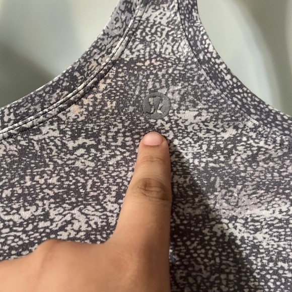 Lululemon tank top - Picture 3 of 4